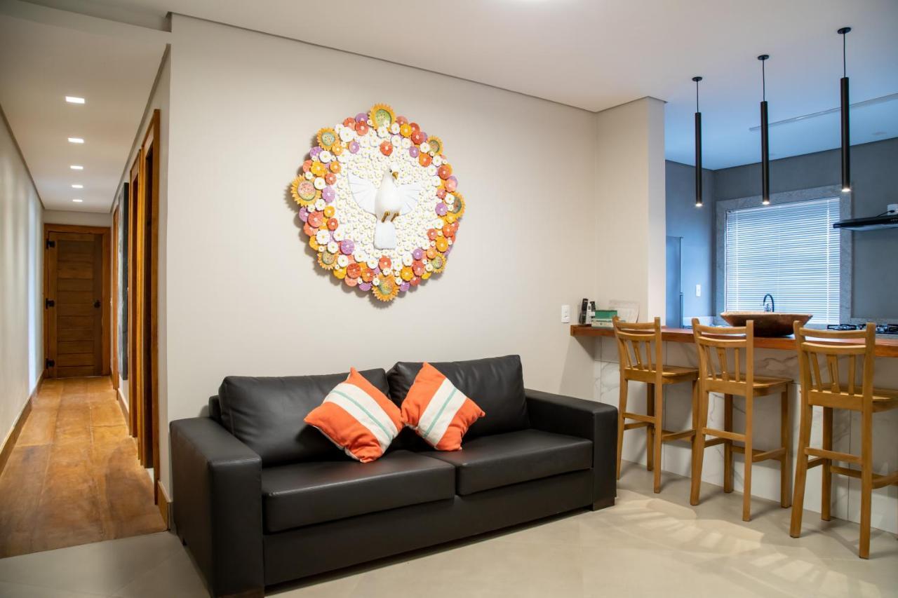 Espaco 250 - Apto Mobiliado, 3 Quartos, Sendo Uma Suite, Banheiro Social, Cozinha Completa, Sala De Estar, Ar Condicionado, Tv E Internet Тірадентіс Екстер'єр фото