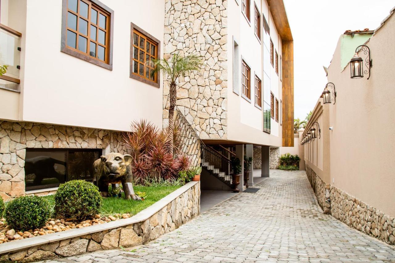 Espaco 250 - Apto Mobiliado, 3 Quartos, Sendo Uma Suite, Banheiro Social, Cozinha Completa, Sala De Estar, Ar Condicionado, Tv E Internet Тірадентіс Екстер'єр фото