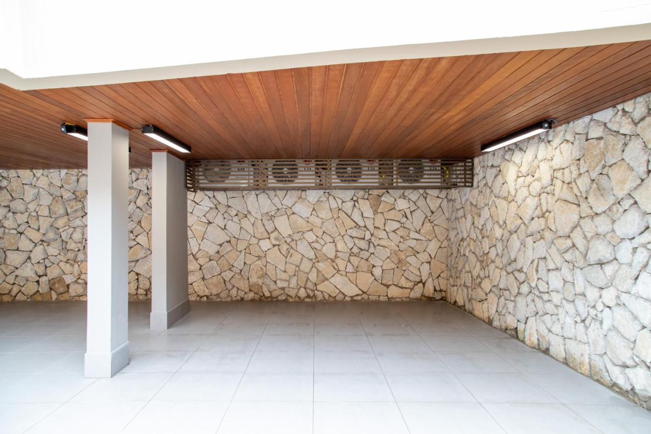 Espaco 250 - Apto Mobiliado, 3 Quartos, Sendo Uma Suite, Banheiro Social, Cozinha Completa, Sala De Estar, Ar Condicionado, Tv E Internet Тірадентіс Екстер'єр фото