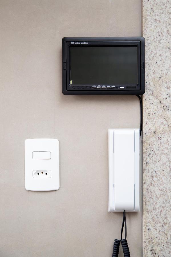 Espaco 250 - Apto Mobiliado, 3 Quartos, Sendo Uma Suite, Banheiro Social, Cozinha Completa, Sala De Estar, Ar Condicionado, Tv E Internet Тірадентіс Екстер'єр фото