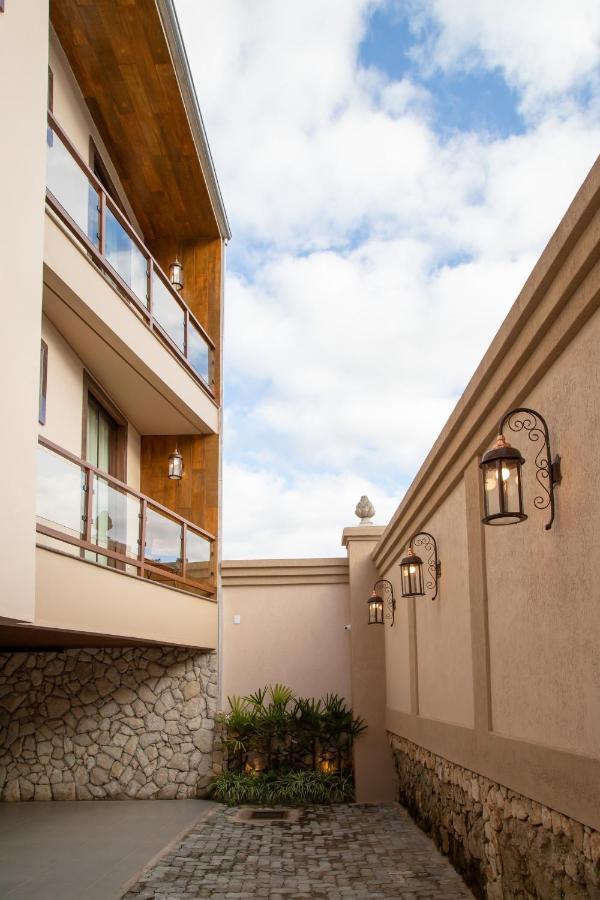 Espaco 250 - Apto Mobiliado, 3 Quartos, Sendo Uma Suite, Banheiro Social, Cozinha Completa, Sala De Estar, Ar Condicionado, Tv E Internet Тірадентіс Екстер'єр фото